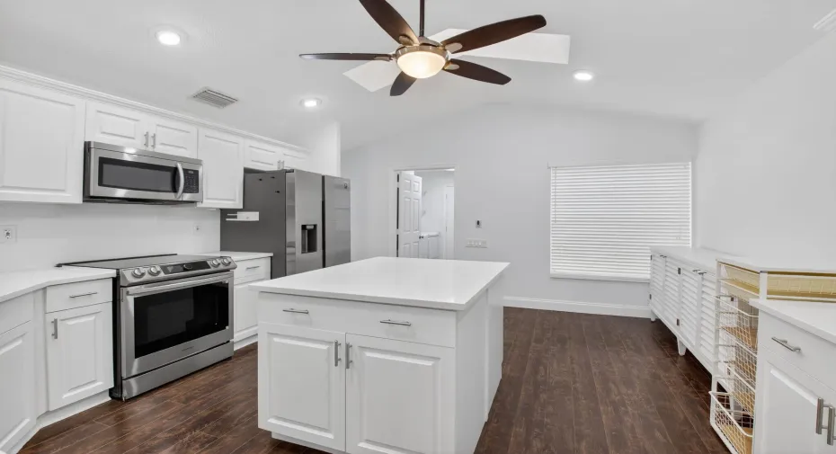 Beautifully updated kitchen
