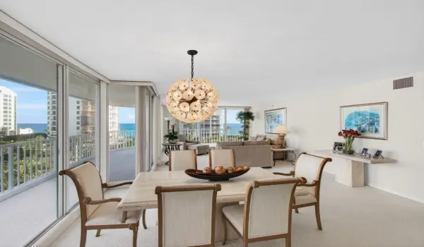 Living Dining area