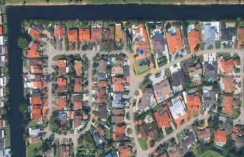 7445 N Augusta Dr google earth shot