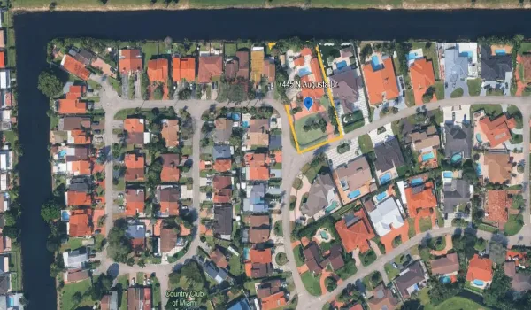 7445 N Augusta Dr google earth shot