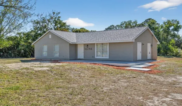 Front Exterior L Close