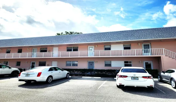 Dolan 259 Exterior Building 26