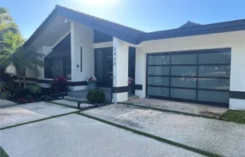 FRONT EXTERIOR