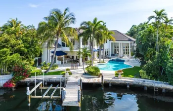 Rear to Intracoastal