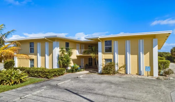 727 Hummingbird Way #2