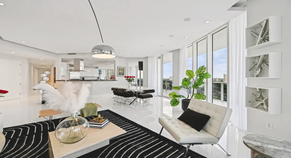 10-web-or-mls-Island Blvd-S1702-010