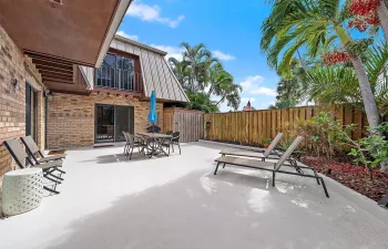Private Courtyard