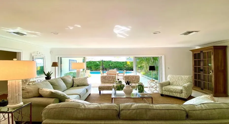Living Room to Pool