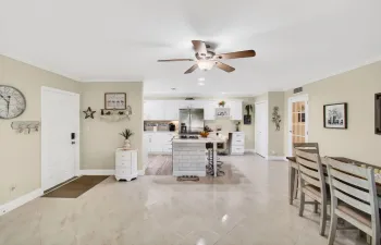 Open concept kitchen (2)