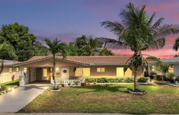 8513 NW 57th Ct. Tamarac, Fl 33321 Front