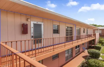 4 Golfs Edge E - Century Village, WPB