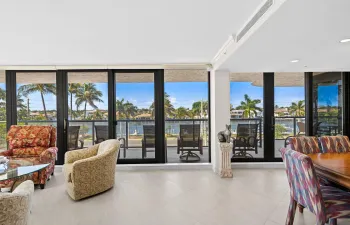 Fantastic views of the Intracoastal.