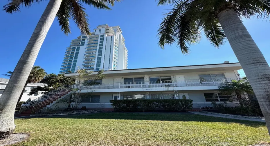 4800 N FLAGLER