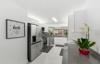 7524 Granville Dr #201_009