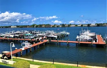 yacht club marina 2