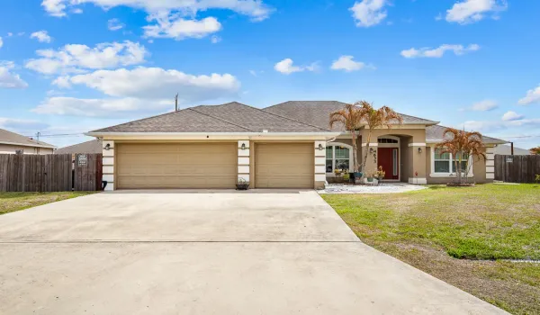 4633 SW Junietta Terrace-38