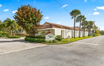 001-200WaterwayRoad-104-Tequesta-FL-3346