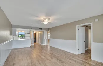 LIVING OPEN TO KITCHEN