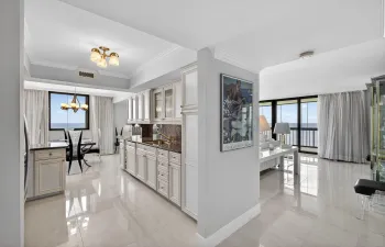 Living/Kitchen