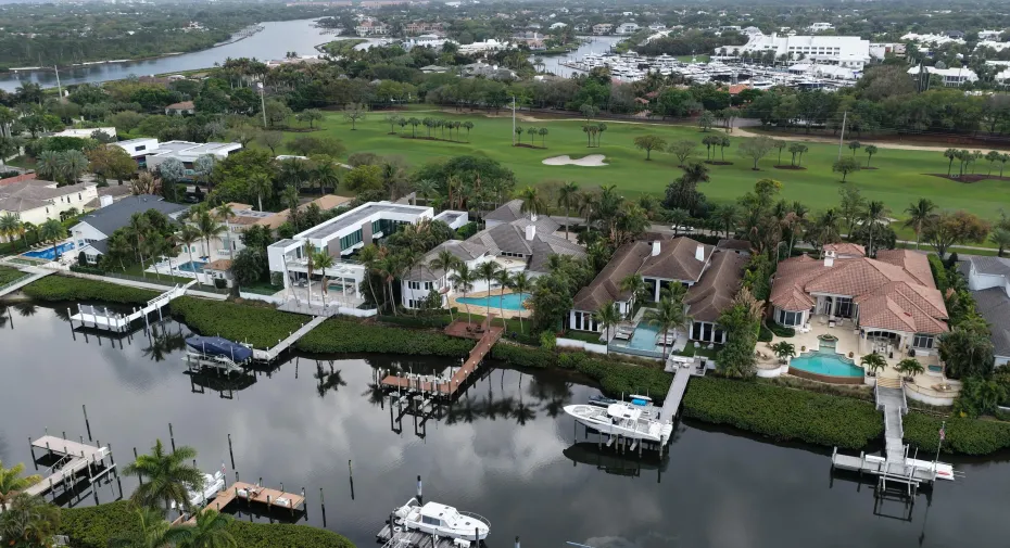 Aerial 158 Spyglass