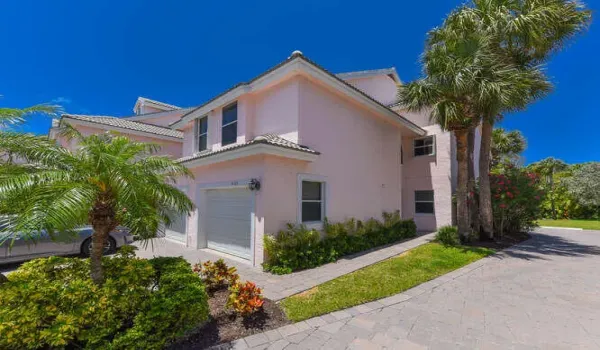 4105 Fairway Dr N Jupiter FL-small-002-0