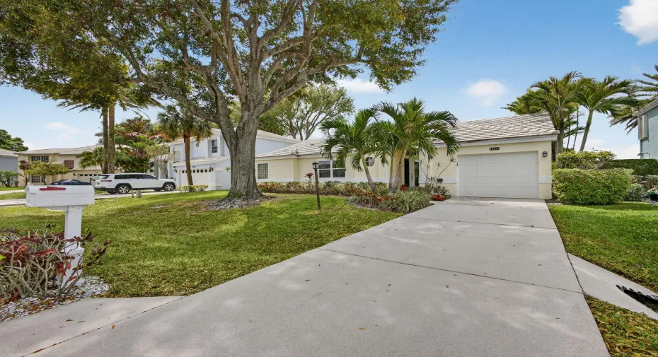 18221 SE Fairview Circle