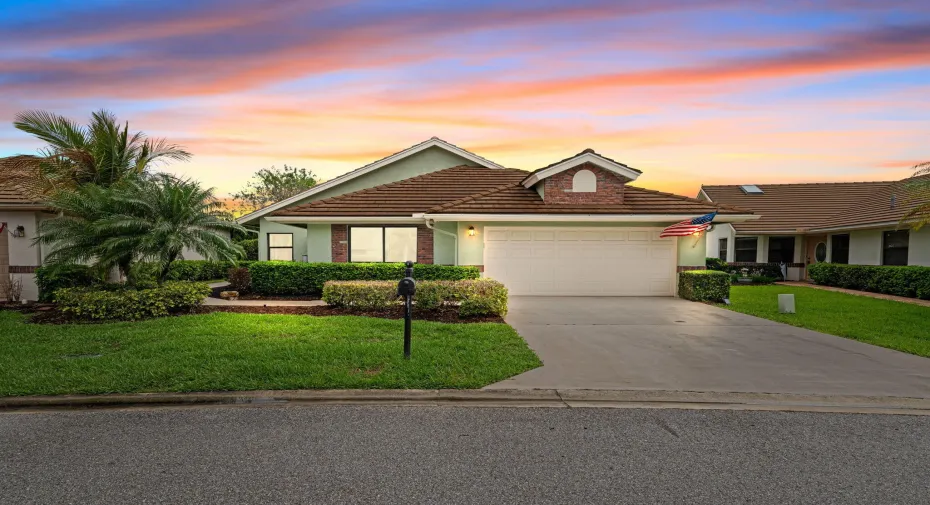 3-web-or-mls-441 SW Jefferson Cir - 3