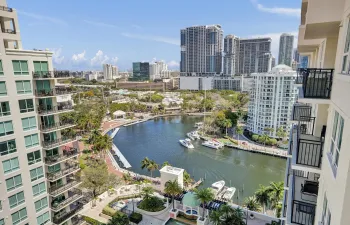 Direct River and Downtown Views from your own 18th Floor balcony
