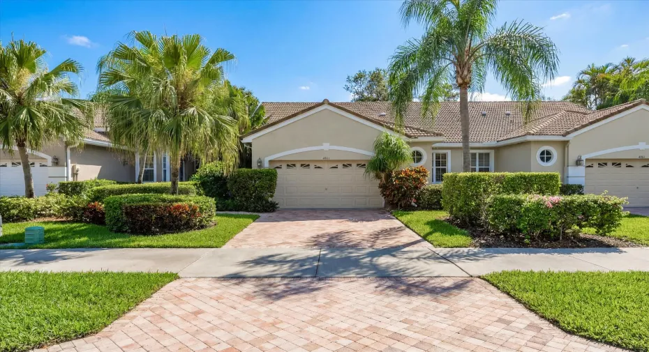 4681 Carlton Golf Dr