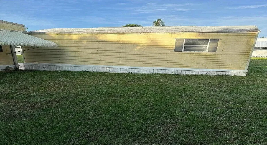 Spanish Lakes community in Port St Lucie