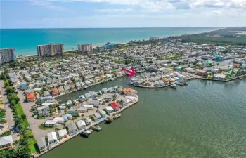 aerial view 912 arrow
