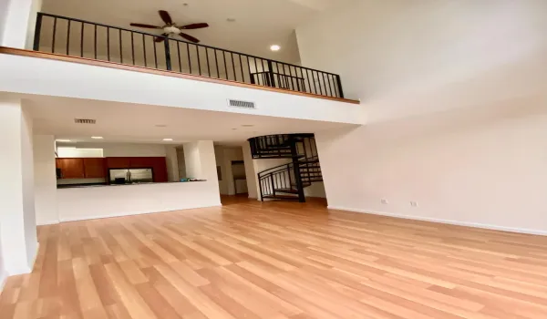 801-S-OLIVE-AVE-UNIT-425-33401-004