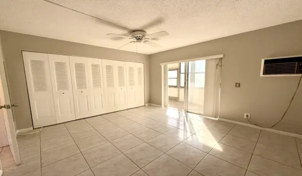 Large Bedroom