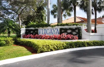 Entrance to Vizcaya Gate