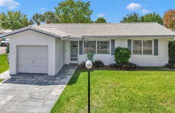 8208 Front Yard