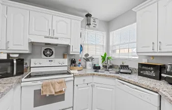 3-web-or-mls-A7409341