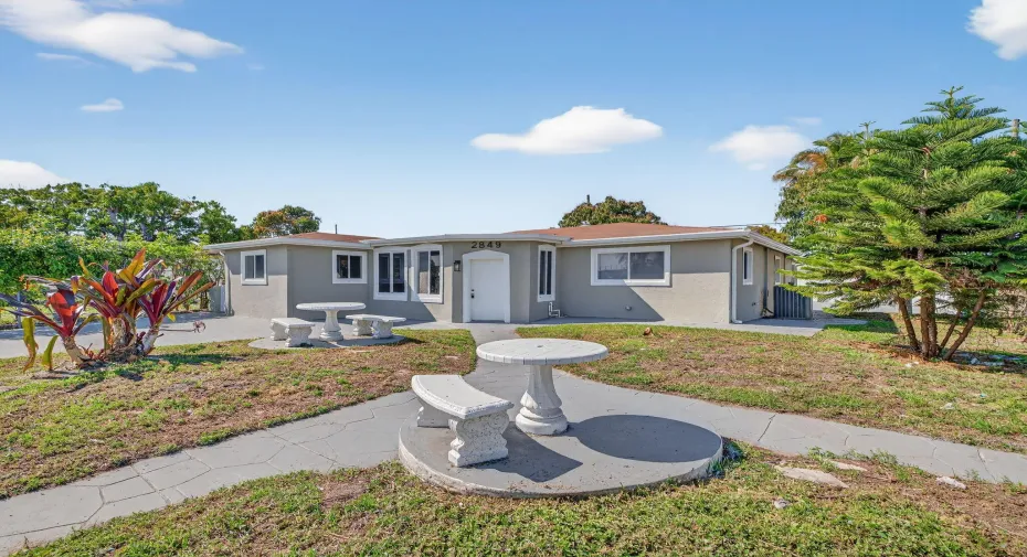 1-web-or-mls-699A9644