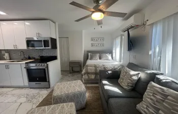 Studio Apartment in Boca Raton!