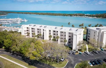 300 Intracoastal Place Apt 404-1