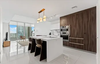 02-851 NE 1st Ave #4100, Miami-15