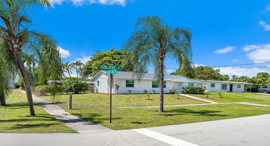 12015 Colony Ave-23