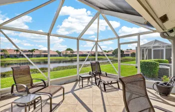 Amazing Lake Views!