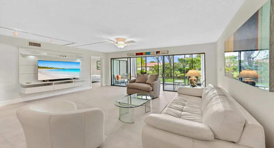 12 Living room 02
