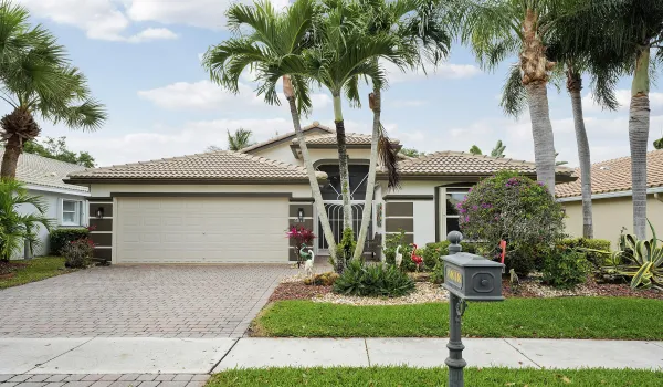 Front of 6818 Rienzo Street