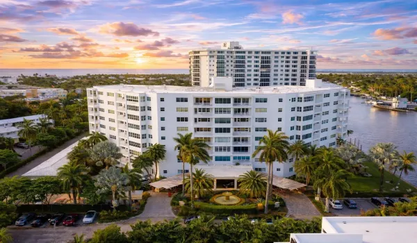 Front of building Delray Summit 3-E