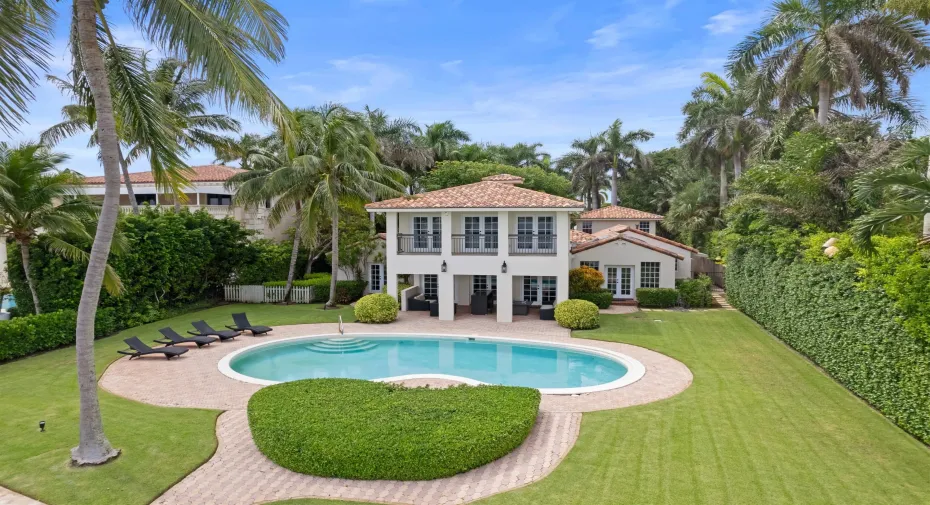3304 N Flagler Dr