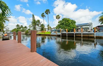 32-web-or-mls-2512-sugar-loaf-ln