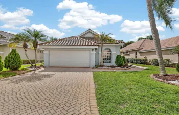 416 SW Horseshoe Bay