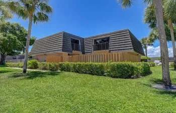 51_front exterior