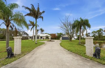 Driveway Entrance